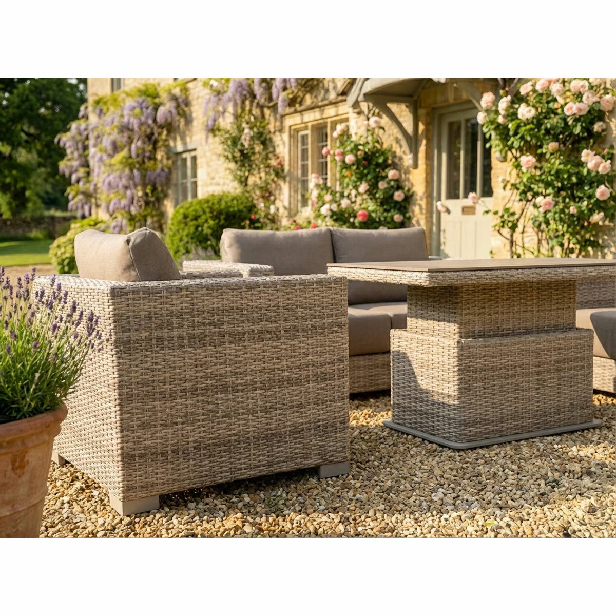 LIFE Outdoor Living Cunningham 4 Piece Deep Seating Set with Gas Height Adjustable Table