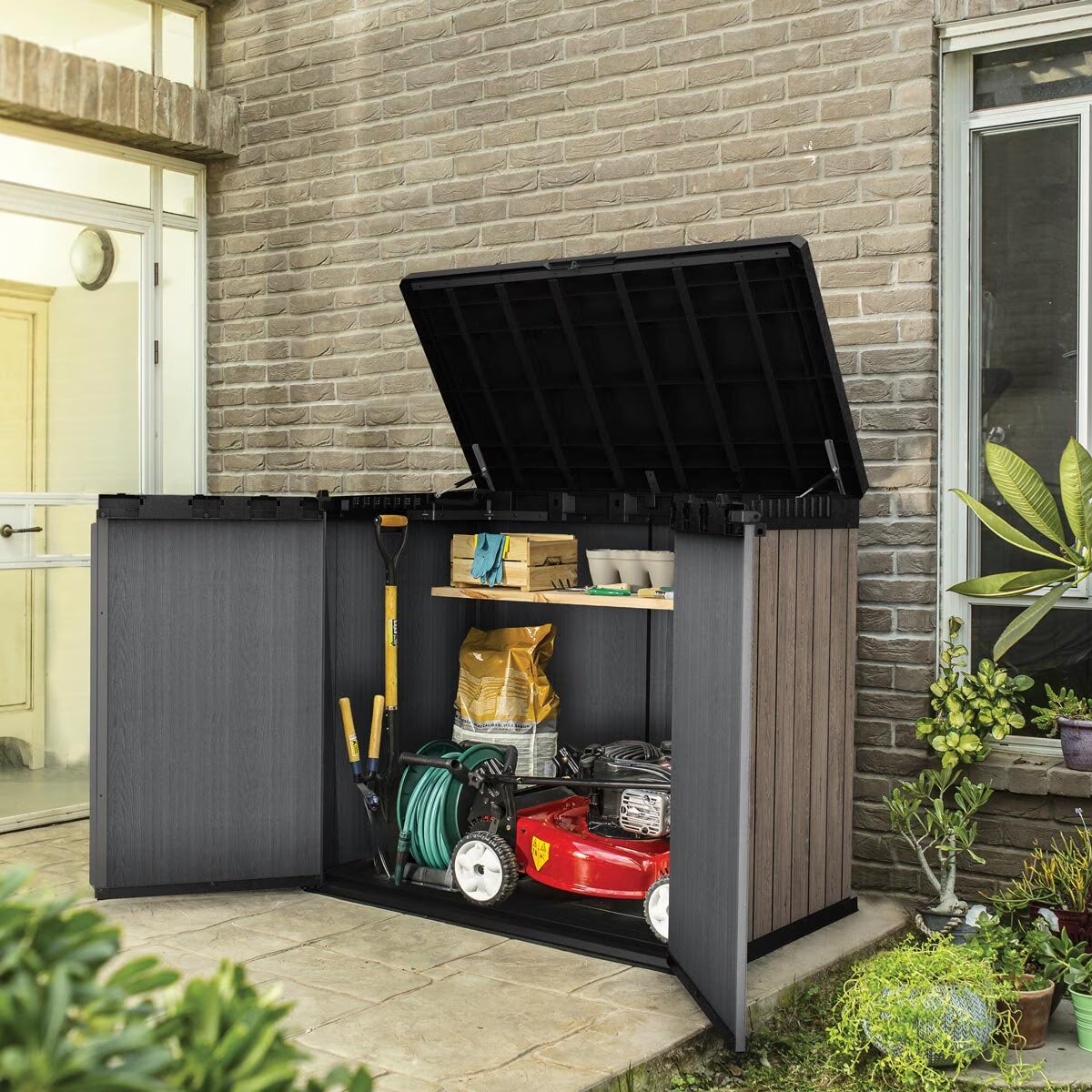 Ashwood Signature 4Ft 7" X 2Ft 8" (1.4 X 0.82M) 1,150 Litre Horizontal Storage Shed