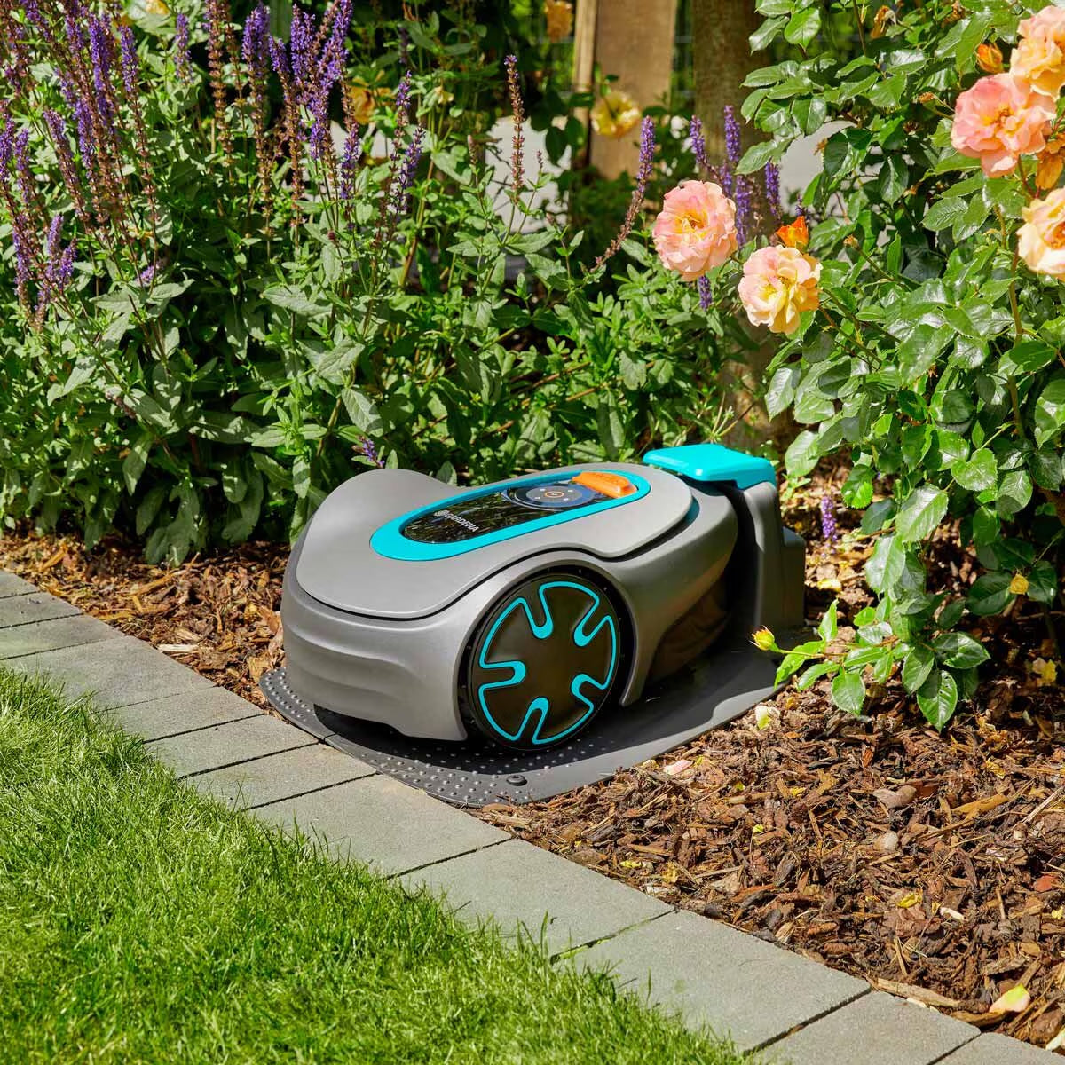 Sileno Minimo Smart Robotic Lawn Mower + Charging Station (250M² Cutting Area)