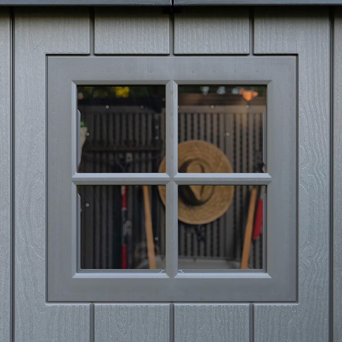 Lifetime 14.5Ft X 7Ft (4.42 X 2.13M) Storage Shed - Model 60477