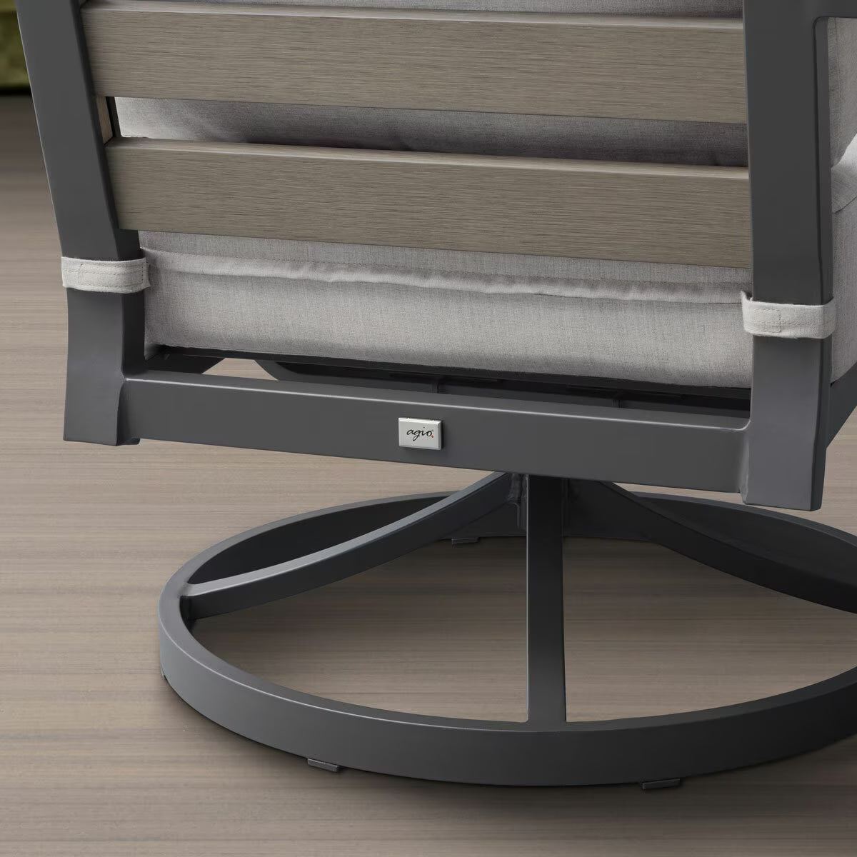 Agio Nicolet 4 Piece Deep Seating Set + Cover